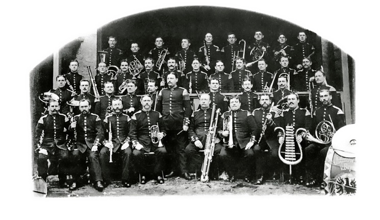Militärmusiker um 1900